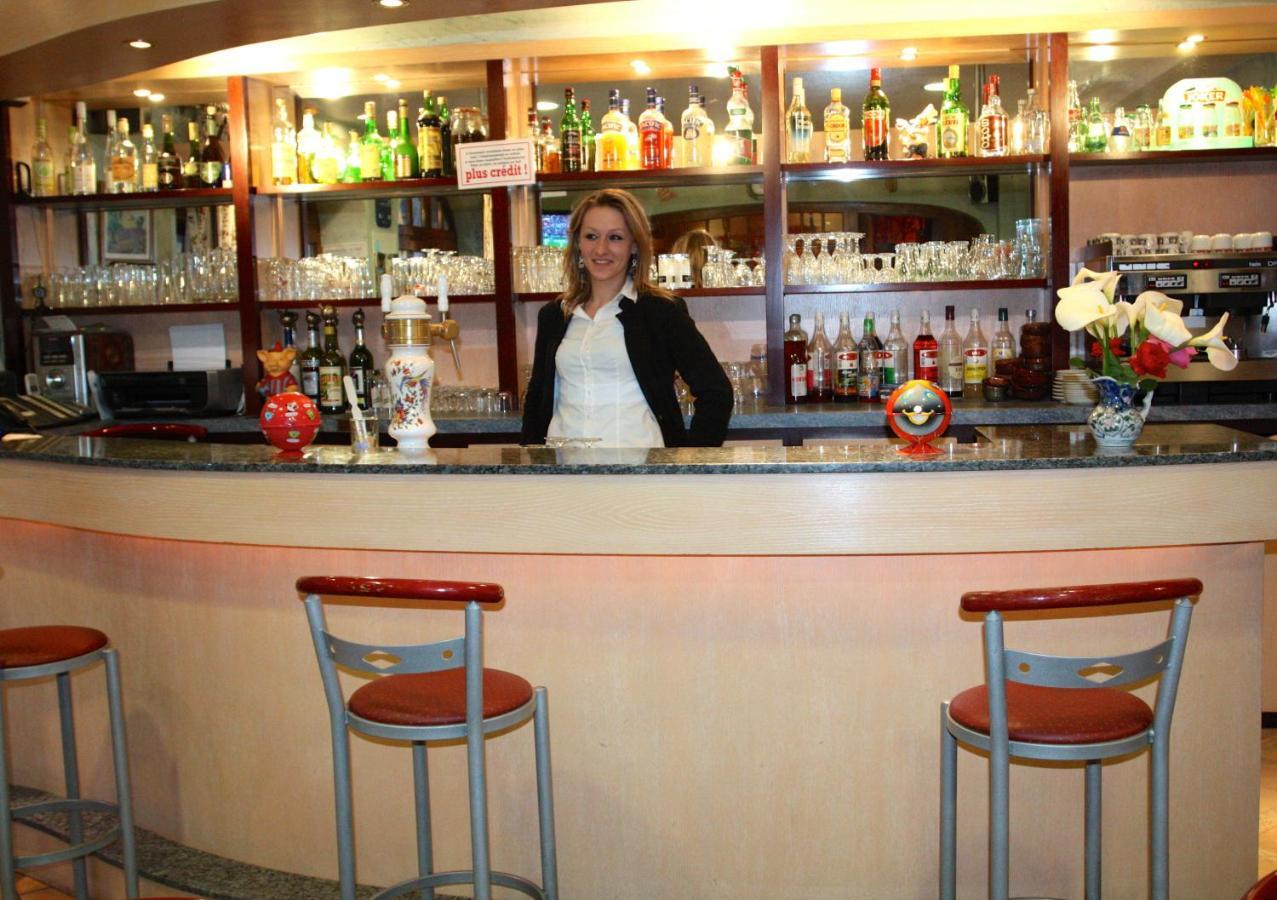 Hotel Restaurant Des Deux Vallees Entraygues-sur-Truyère المظهر الخارجي الصورة